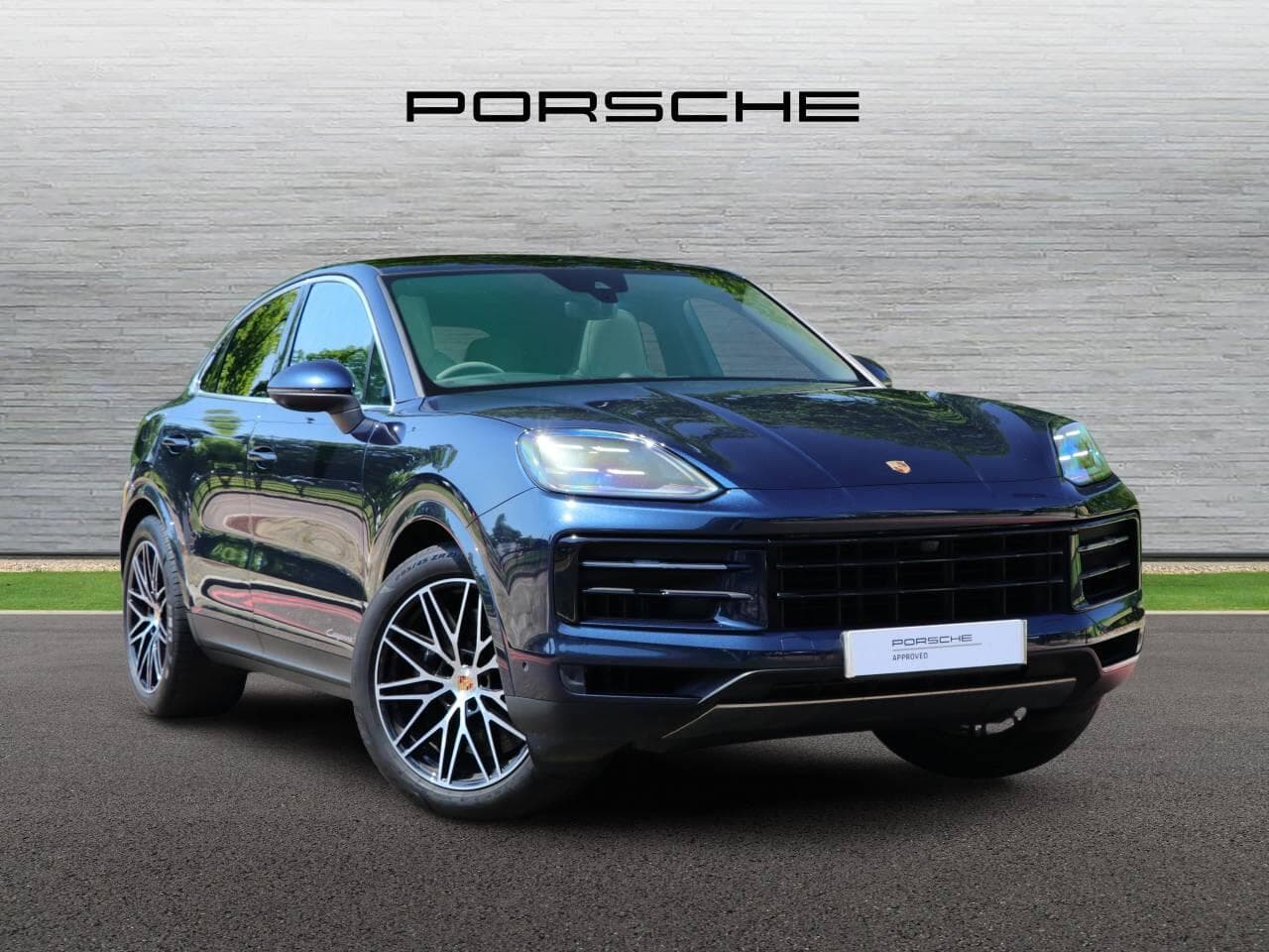 2024 Porsche Cayenne S listing image