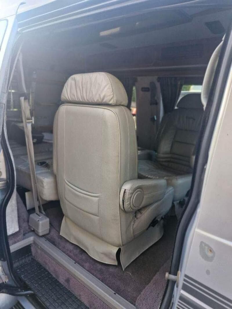 2010 GMC Safari listing image