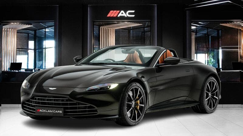 2023 Aston Martin Vantage listing image