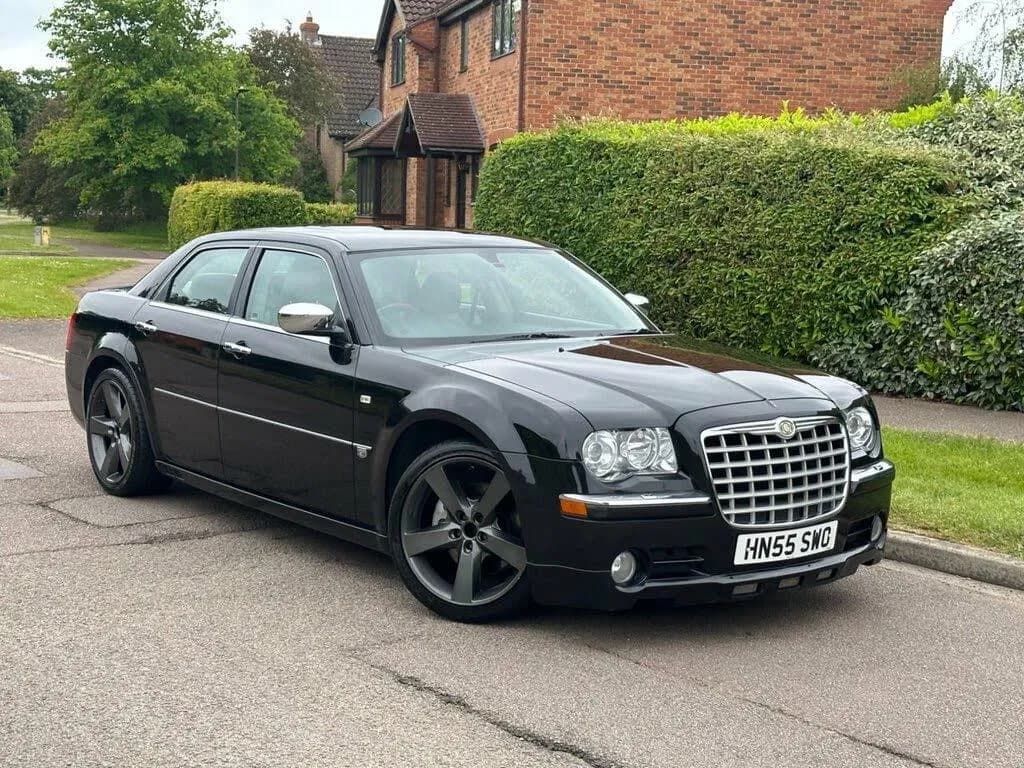 2005 Chrysler 300C listing image