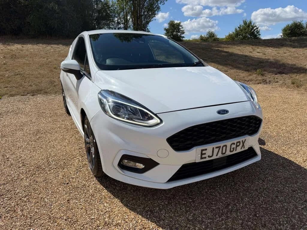2020 Ford Fiesta listing image
