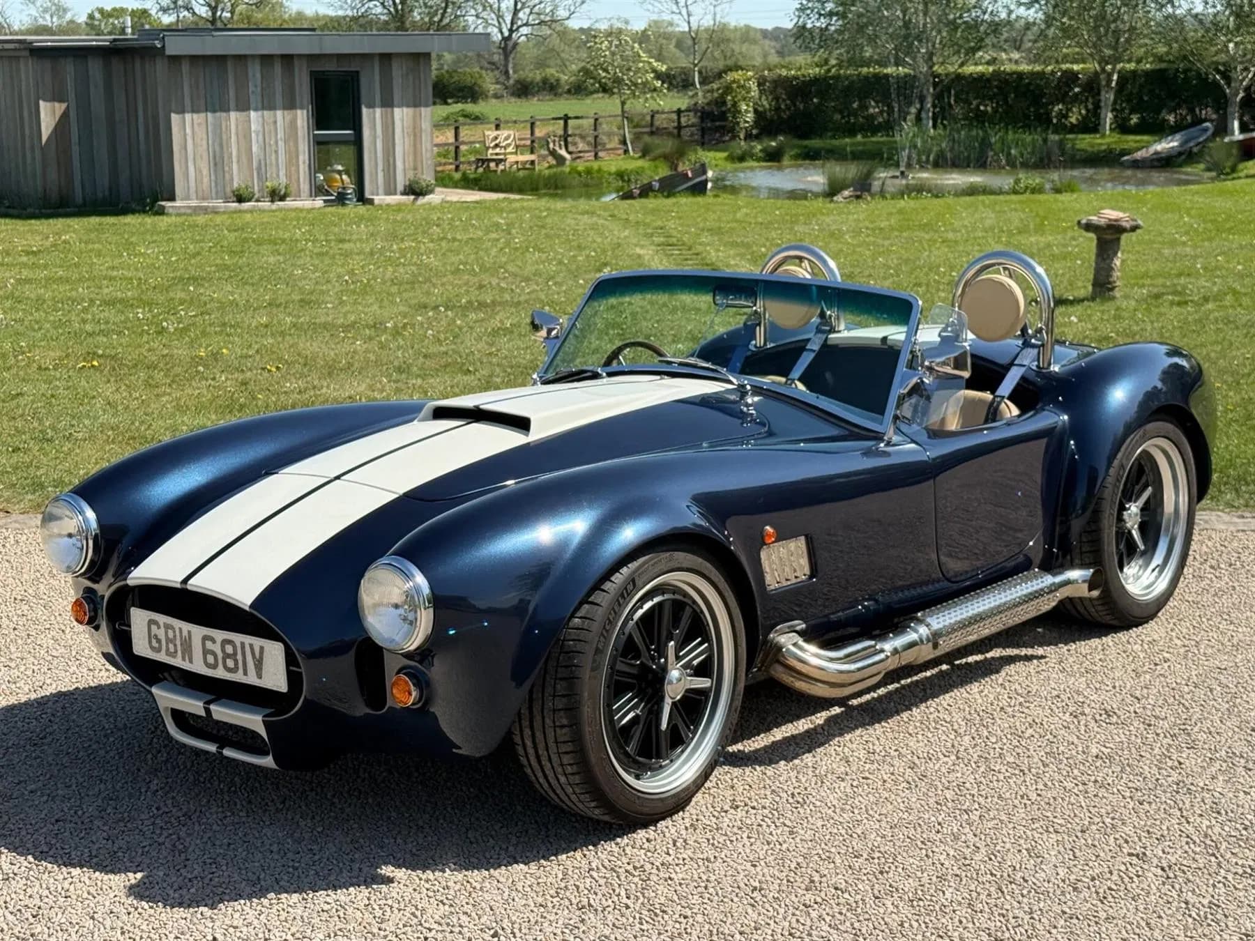 2002 Gardner Douglas All Models listing image