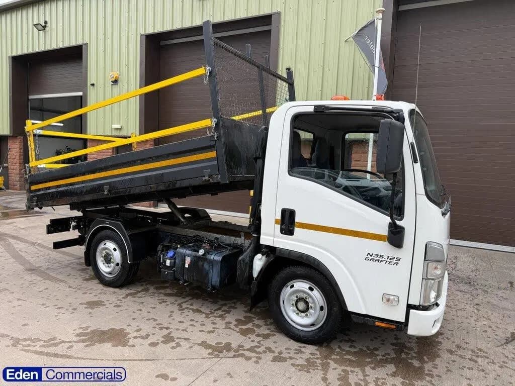2023 Isuzu N35 listing image