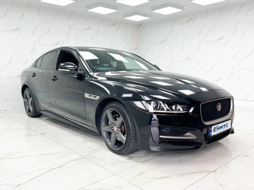 2019 Jaguar XE listing image