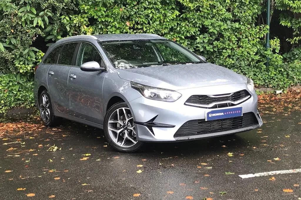 2025 Kia Ceed listing image
