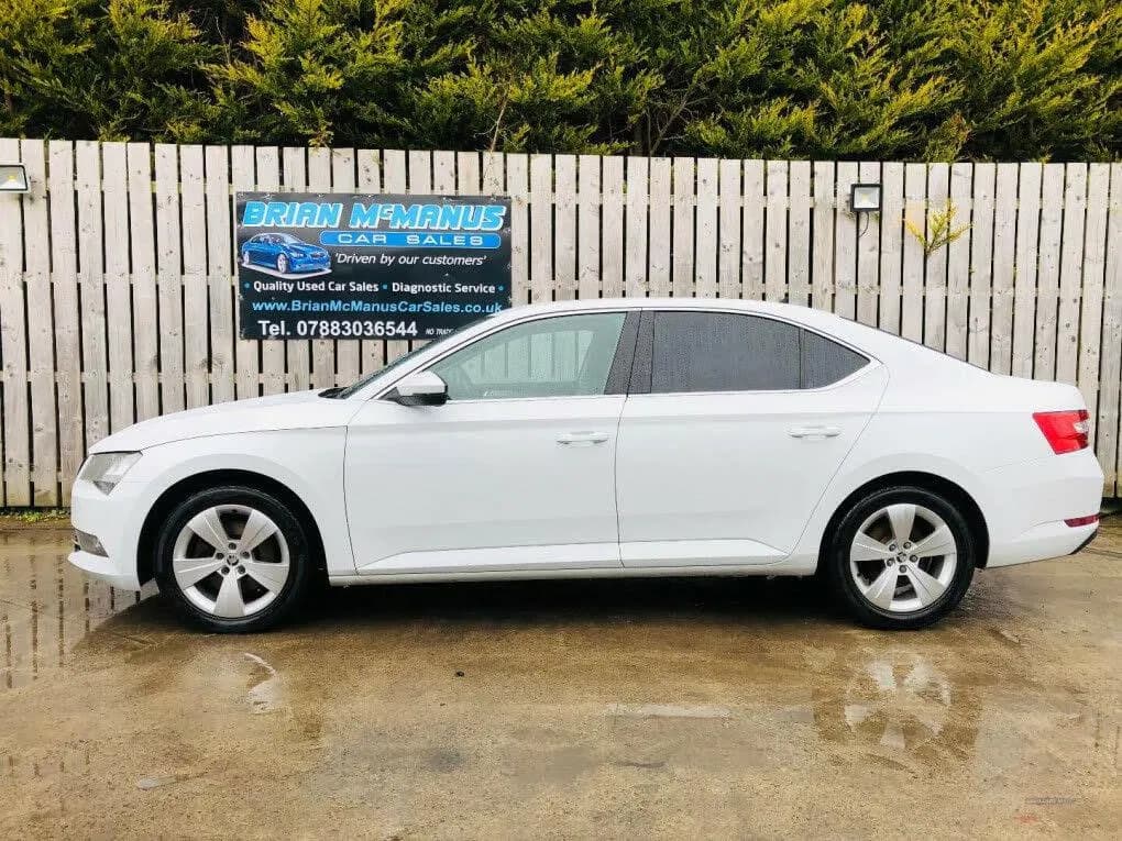 2015 Skoda Superb listing image