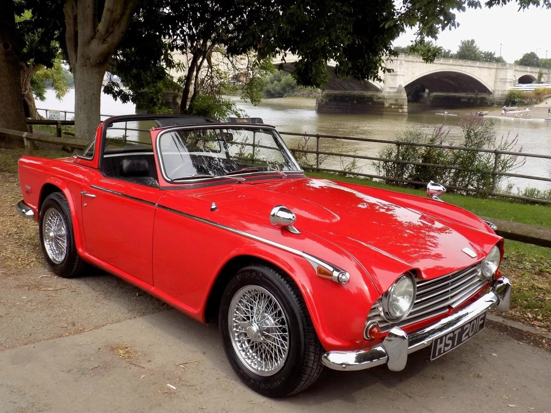 1968 Triumph TR5 listing image