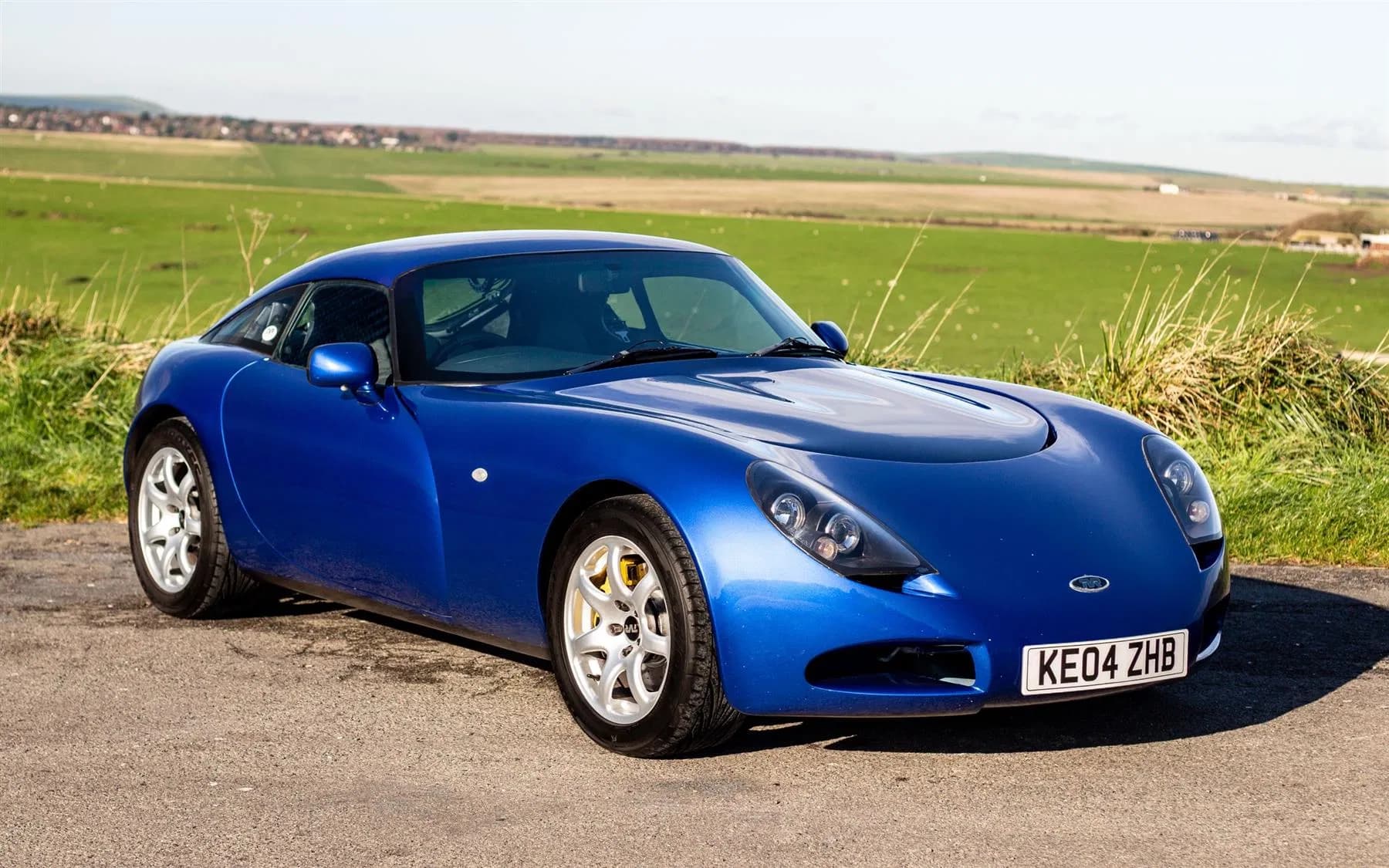 2004 TVR T350 listing image