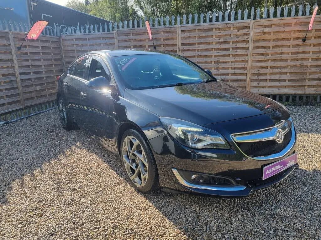2016 Vauxhall Insignia listing image
