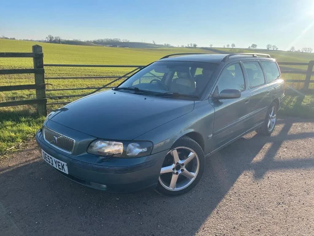 2003 Volvo V70 listing image