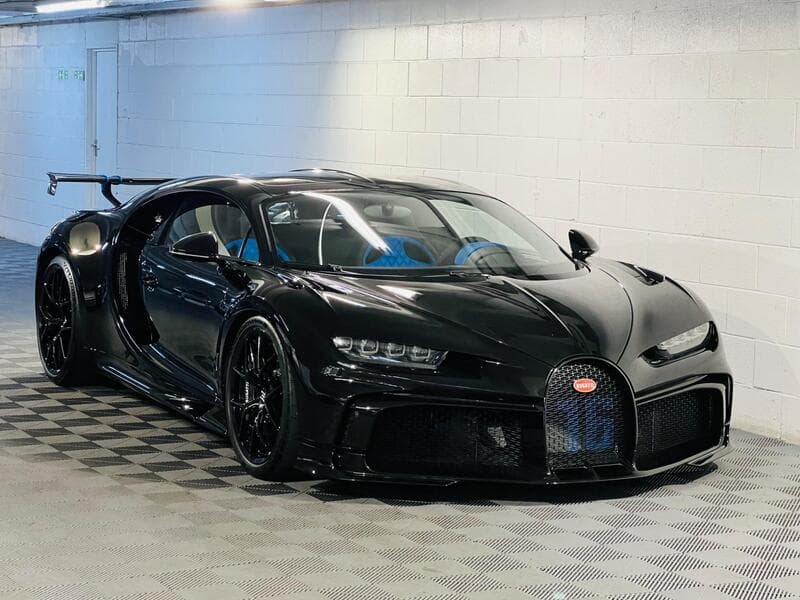 2022 Bugatti Chiron listing image