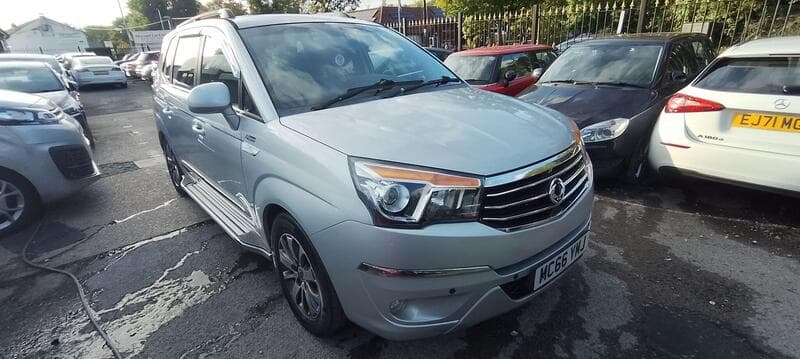 2016 SsangYong Turismo ELX listing image
