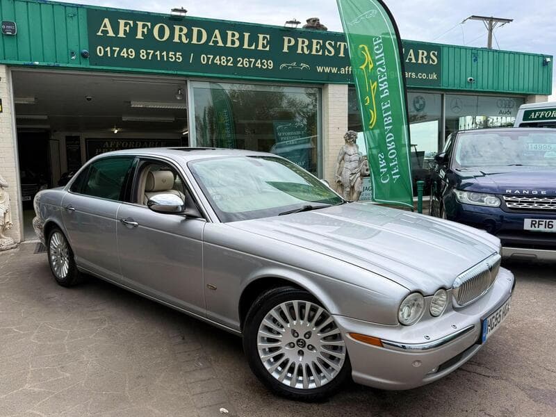 2005 Daimler Super Eight listing image