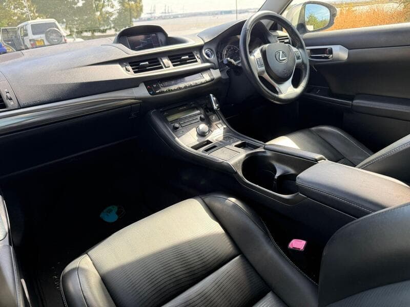2013 Lexus CT Advance listing image
