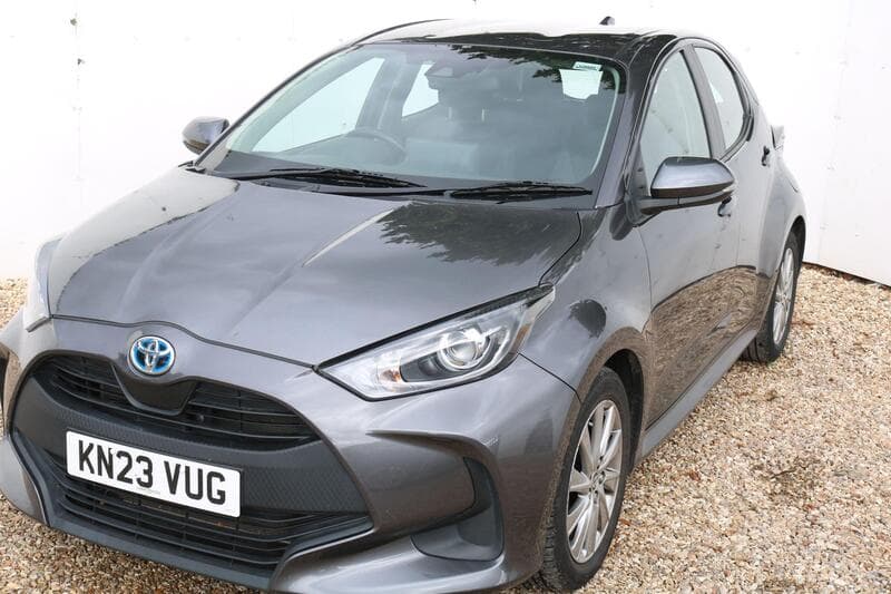 2023 Toyota Yaris Icon listing image
