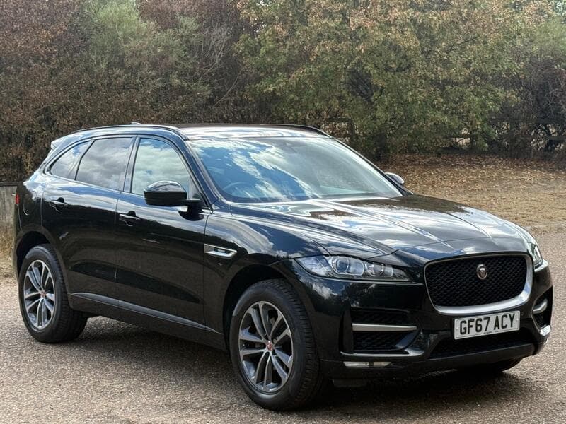 2017 Jaguar F-PACE R-Sport listing image