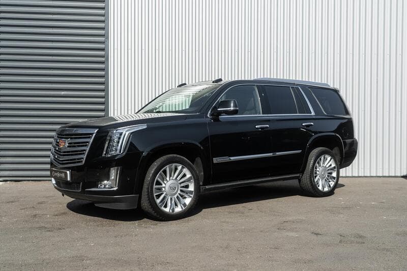 2018 Cadillac Escalade Platinum listing image