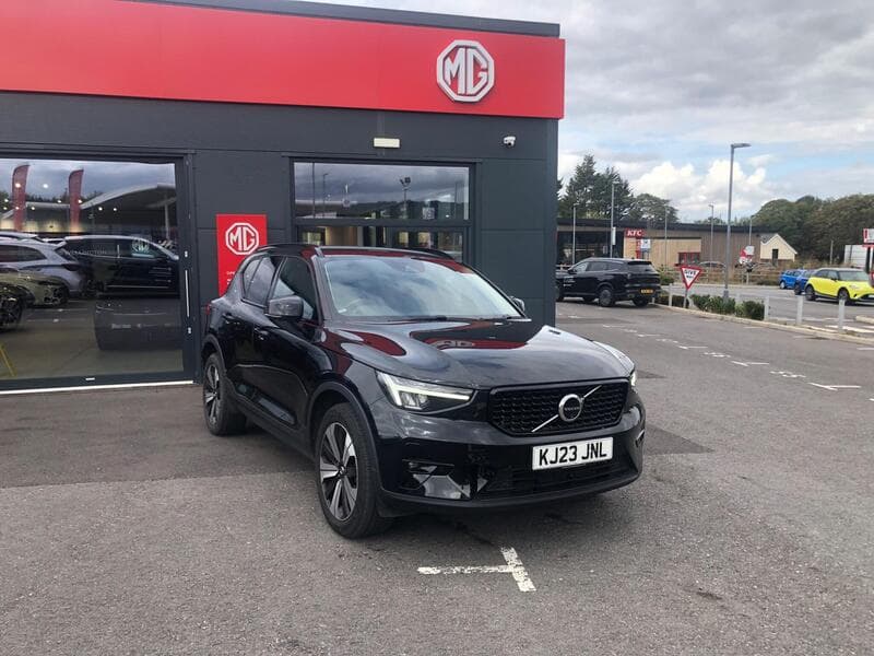 2023 Volvo XC40 Plus listing image