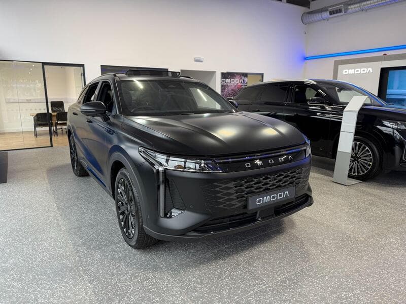 Omoda 9 Black Noble listing image