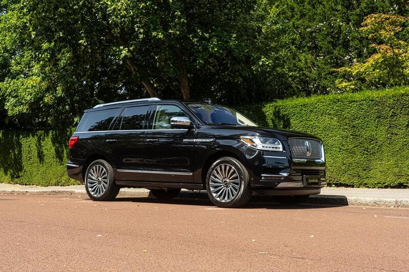 2021 Lincoln Navigator listing image