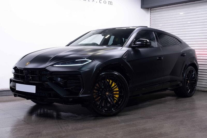 2025 Lamborghini Urus SE listing image