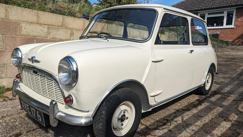 1960 Morris Mini listing image