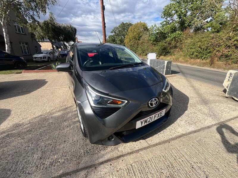 2021 Toyota AYGO x-play listing image