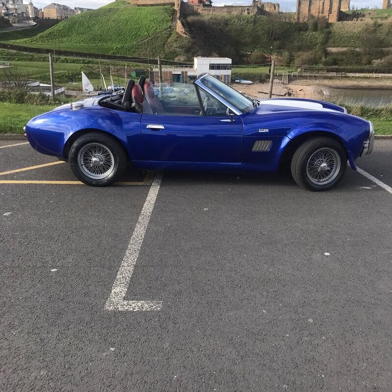 2000 AC Cobra listing image