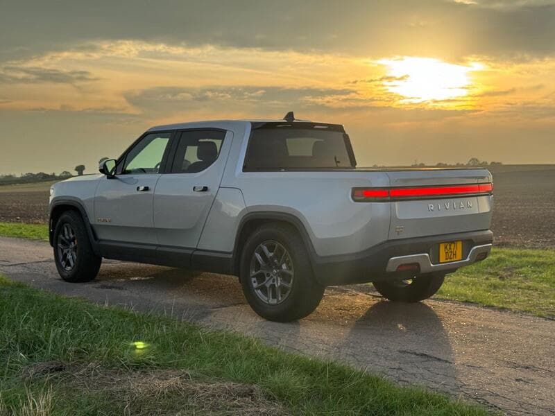 2026 Rivian R1T listing image